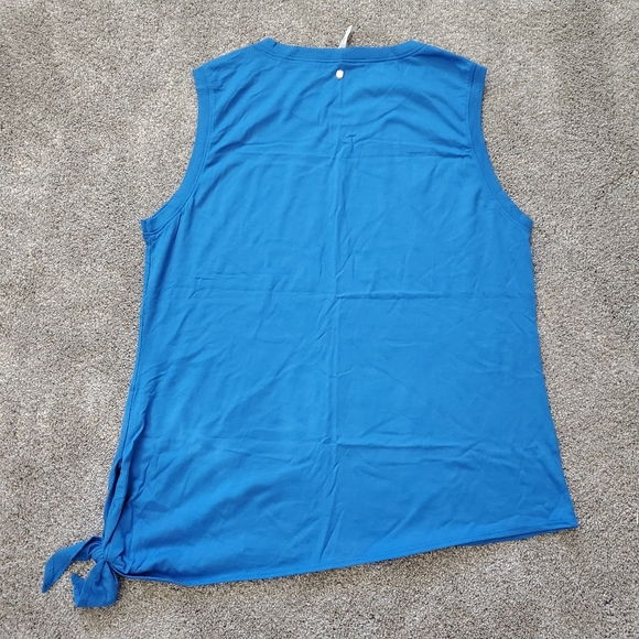 Fabletics Workout Top - Picture 2 of 7